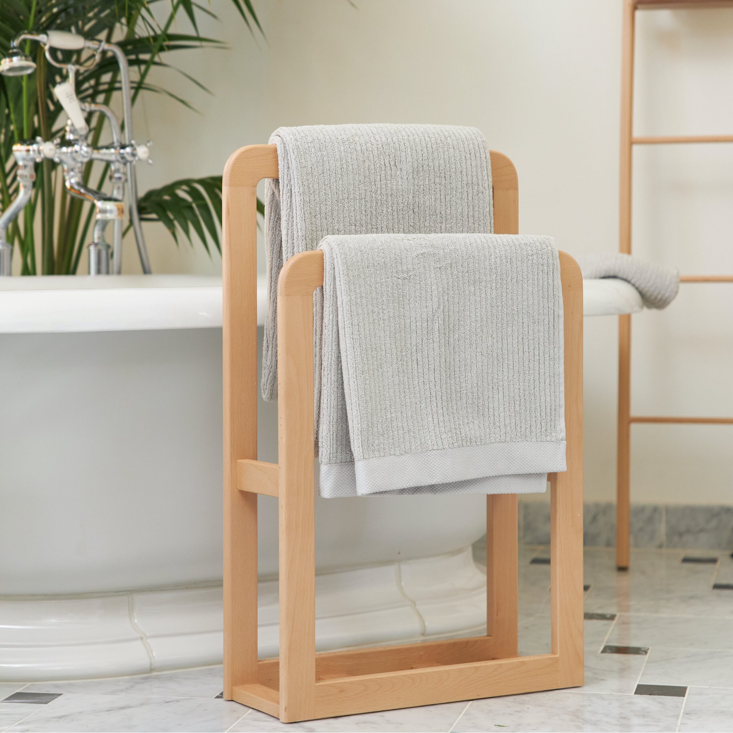 AvocadoWoodBathCollectionTowelRack