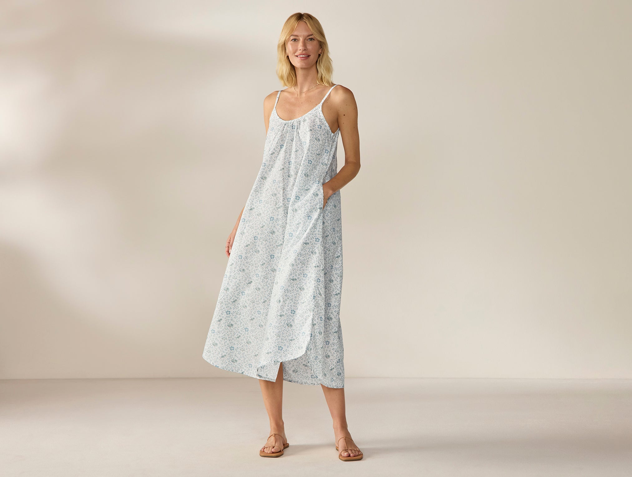 FA25_IslaOrganicCotton_Nightdress_TidalMeadow_3394