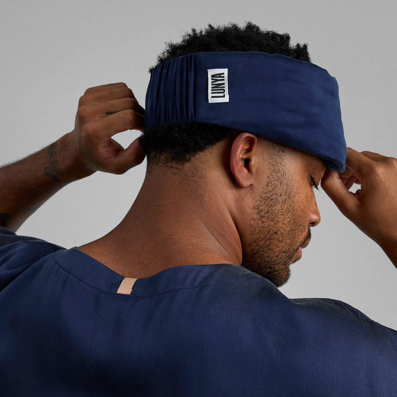 MENS_WASHABLE_SILK_SLEEP_MASK_DEEP_BLUE-1